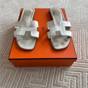 Hermes White Oran Women's Slide Sandals